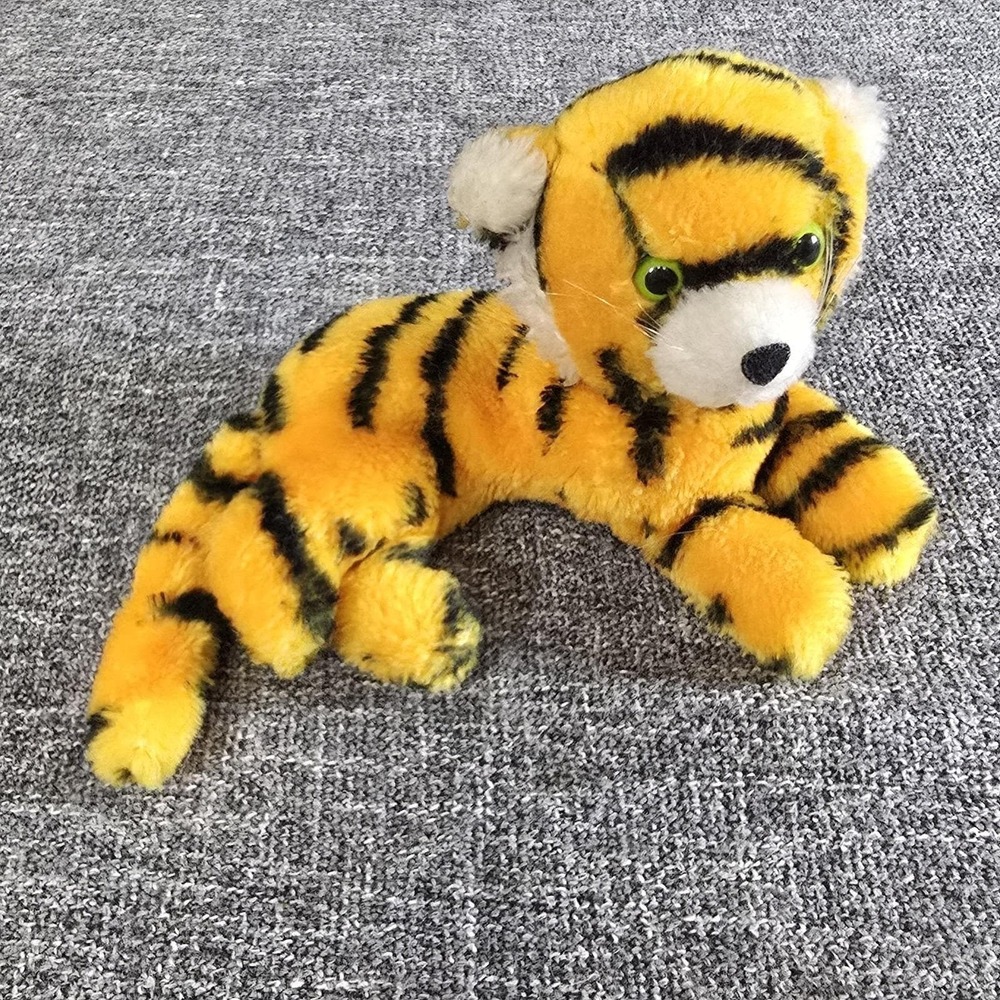 Vintage R Dakin Co Tiger Plush 1976 Orange Striped Stuffed Animal 10 Inch Korea
